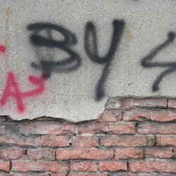 Удаление старой краски и штукатурки со стен